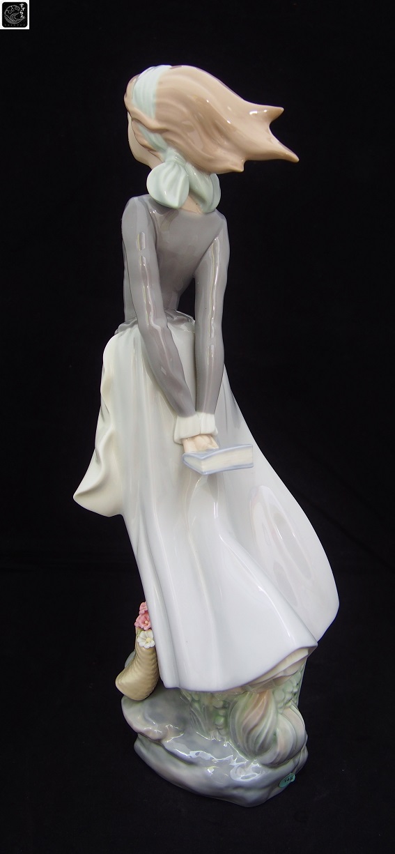 リヤドロ】【海のそよ風】【絶版】【4922】