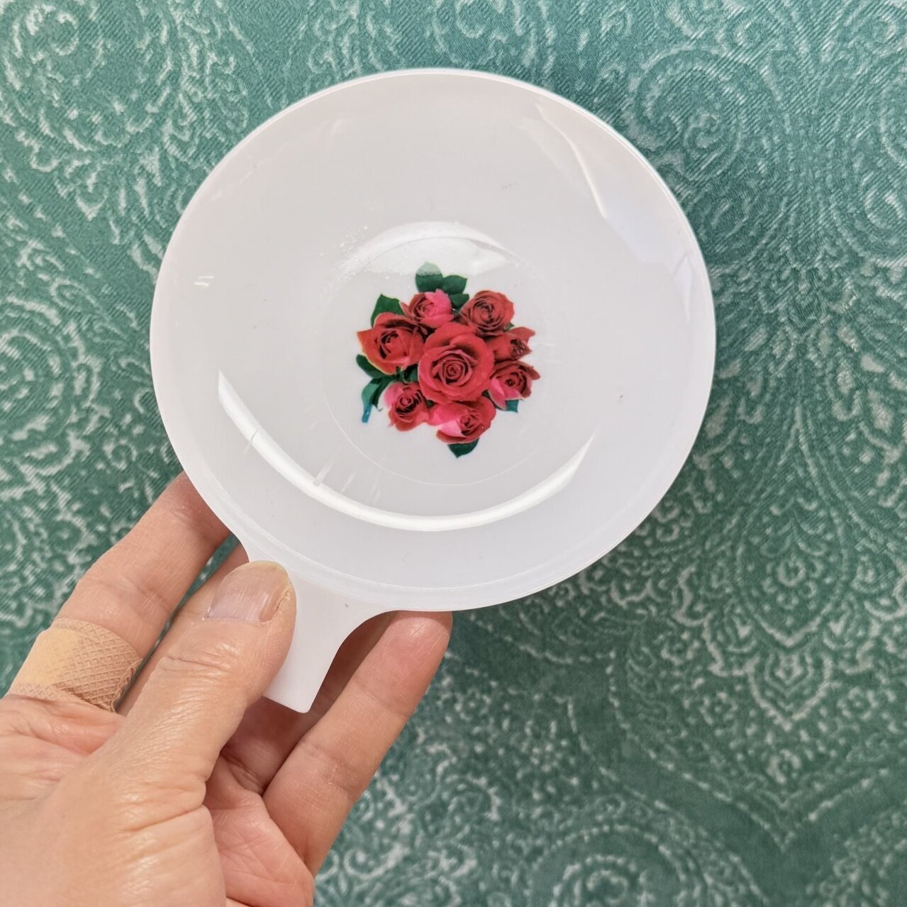 月ロケット印 プラスチックミニ皿 ミニプレート 持ち手つき モダン花柄