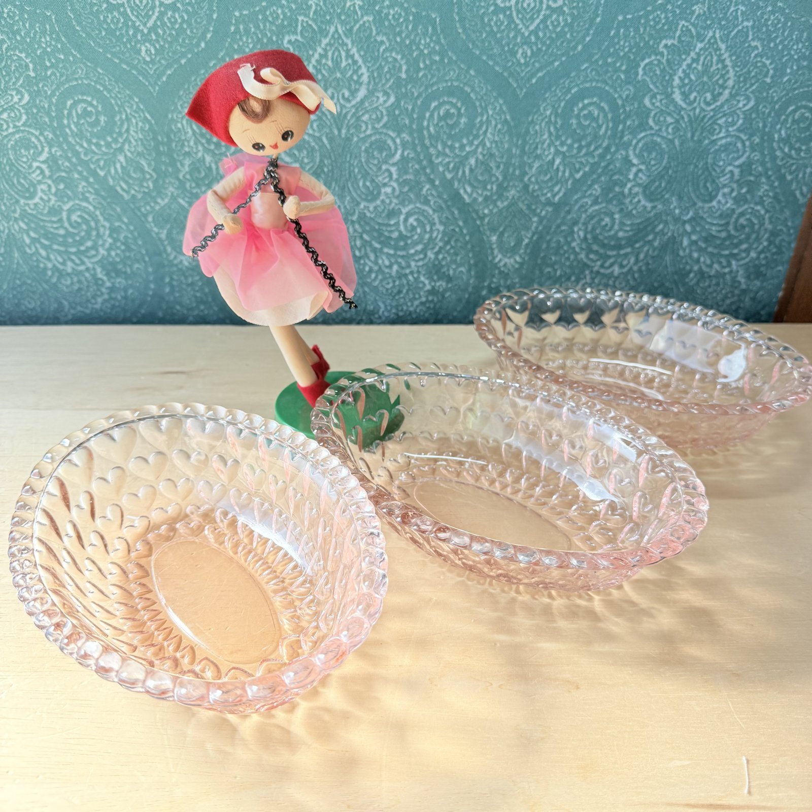 TOYO 東洋ガラス シャンゼリーゼ 楕円深皿 ハート ピンク ガラス器