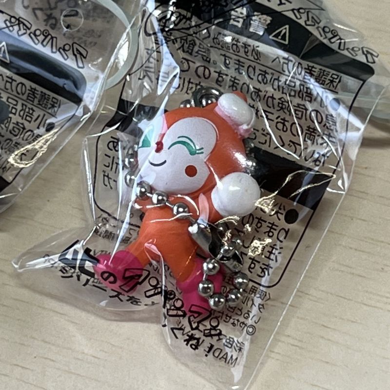 非売品 ムヒのアンパンマン 4個 キーホルダーセット