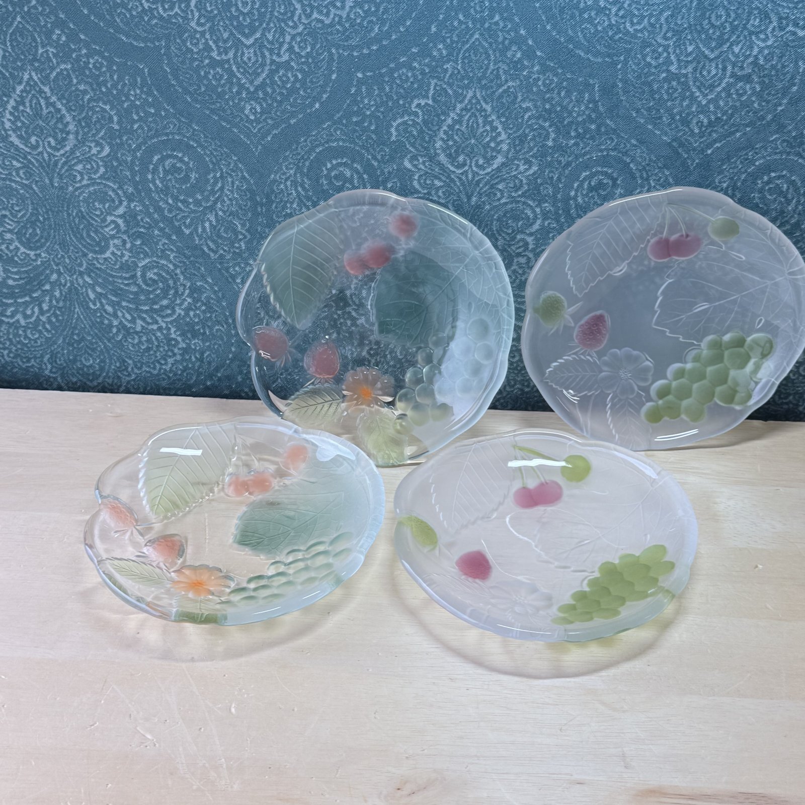 ガラス皿2枚セット各種 チェリー 葡萄 いちご 変形皿 透明 クリア フロスト