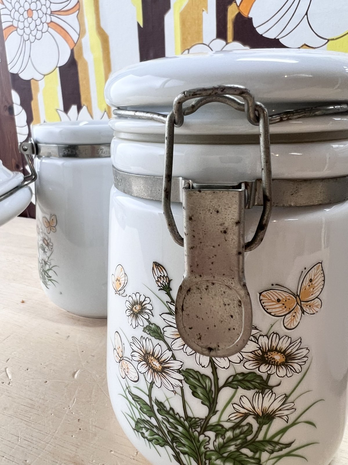 vintage グラスベイク風お花柄の陶器製保存容器 密閉容器 1個