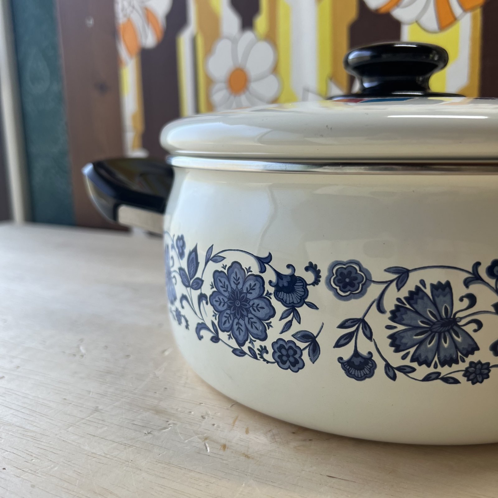 ハニーウェア ホーロー両手鍋 ブルーフラワー 青い花柄 20cm