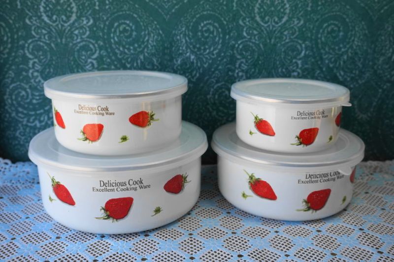ストロベリー いちご柄入れ子式ホーロー保存容器4個セット HS10