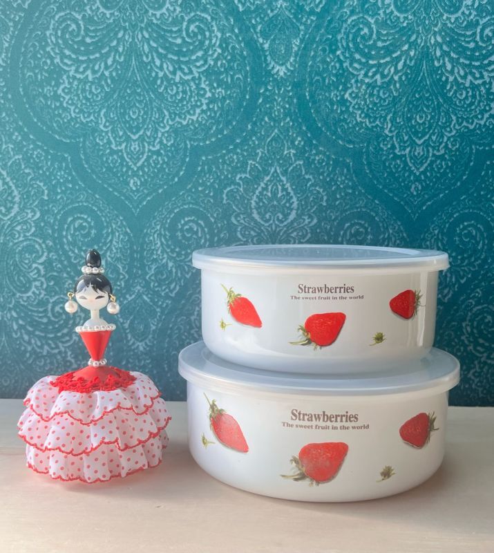 Strawberrys いちご柄ホーロー保存容器 2個セット