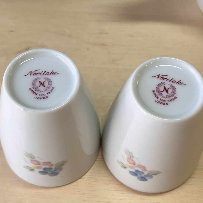 NORITAKEノリタケ 日本陶器会社 急須と湯呑みセット 花柄 すみれ N417