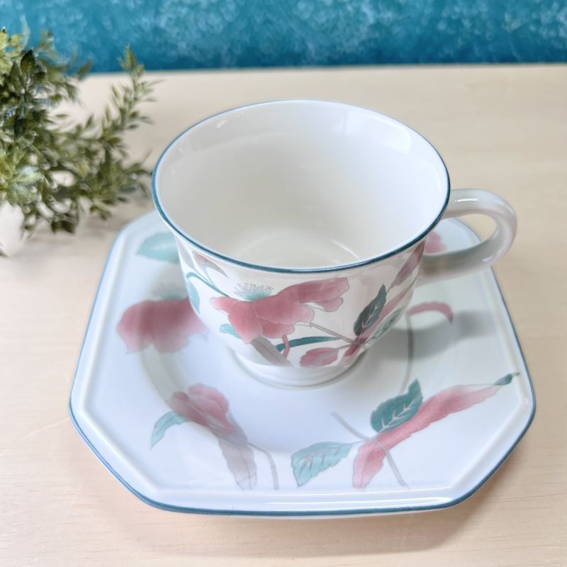 MIKASA ミカサ silkflowers カップ＆ソーサー