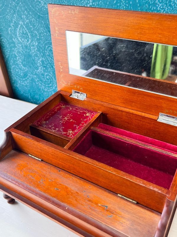 MUSICALBOX ミュージカルボックス 木製ピアノ型オルゴール ジュエリー