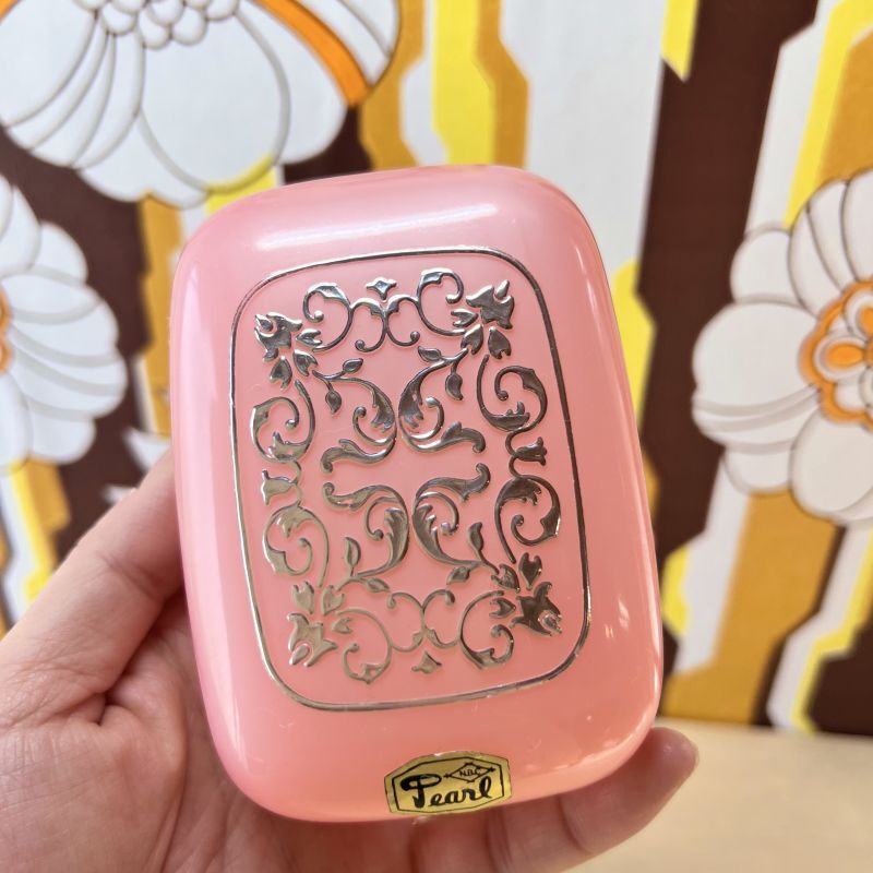 pearl hig圷good レトロ柄入り石鹸箱 各カラー 1個