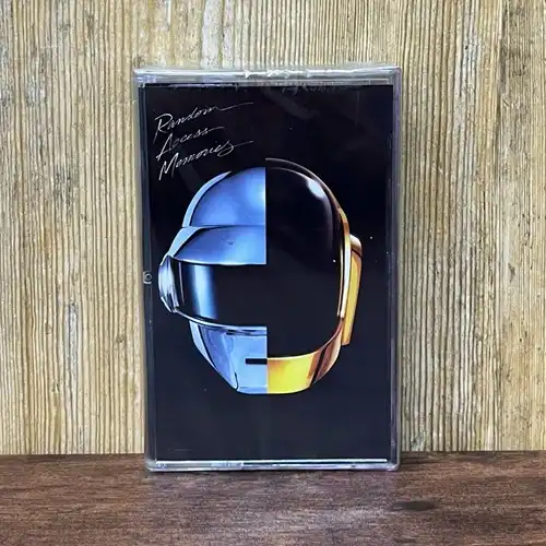 DAFT PUNKのモンスターアルバム「RANDOM ACCESS MEMORIES」をはじめと