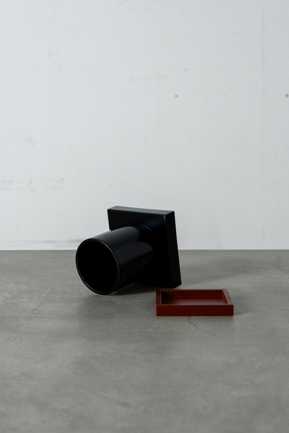 stoop | 'TILIA' Compote by Ettore Sottsass for MaruTomi