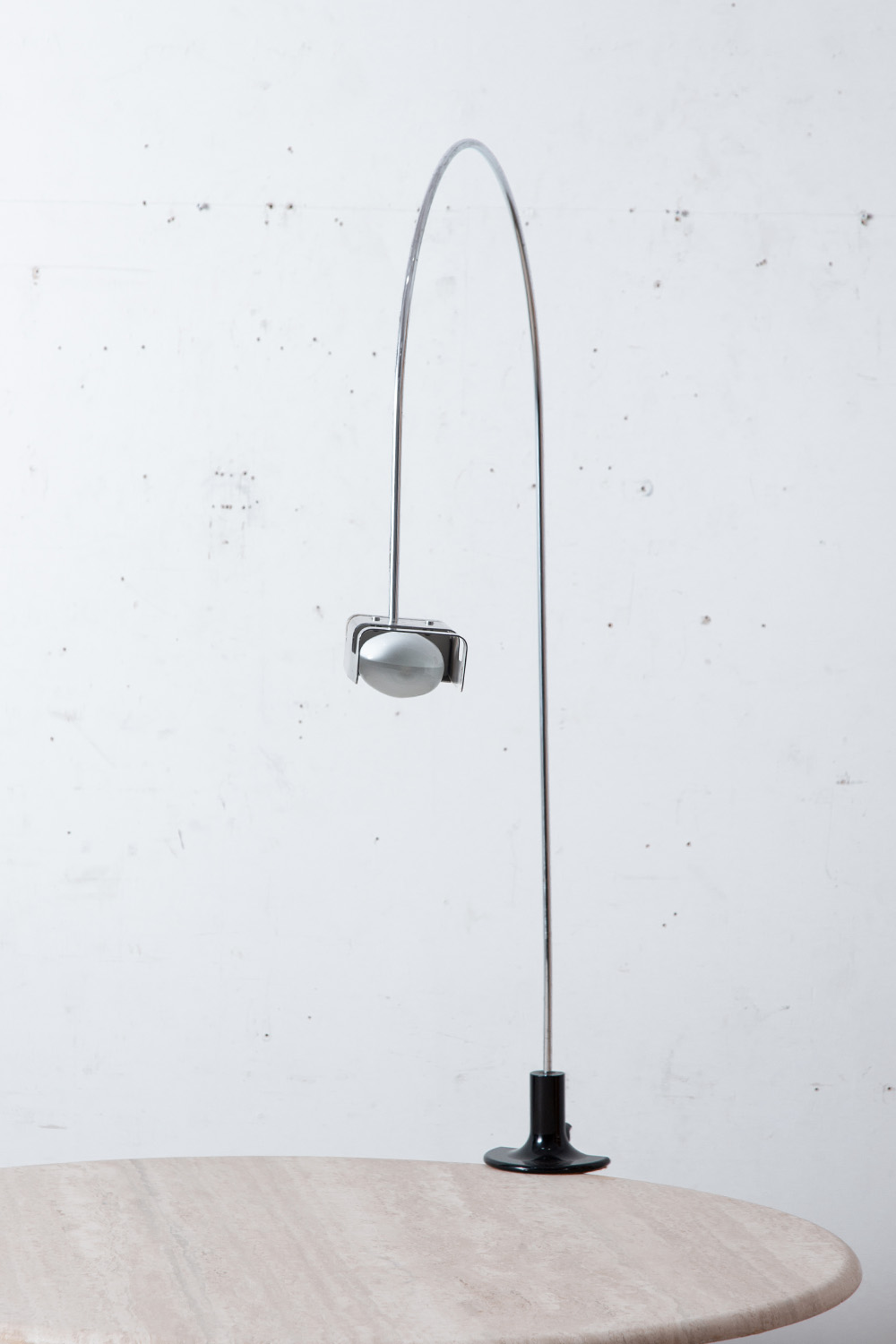 stoop | 'Spider' Desk Lamp by Joe Colombo for Oluce in Steel and Black