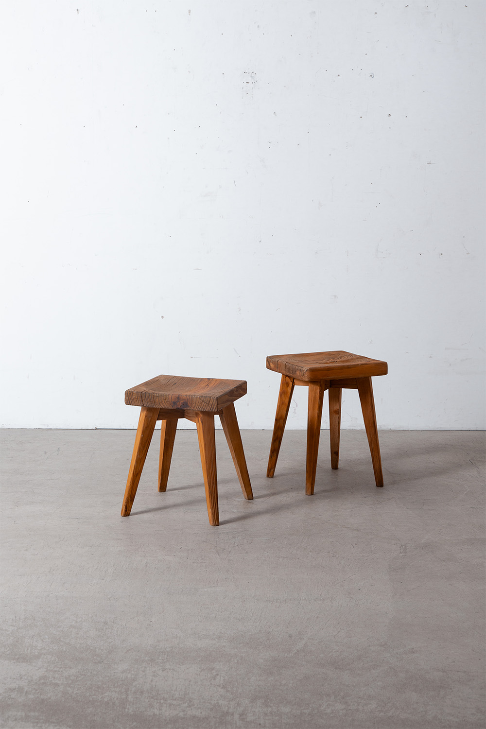stoop | Solid Stool by Charlotte Perriand and Christian Durupt for