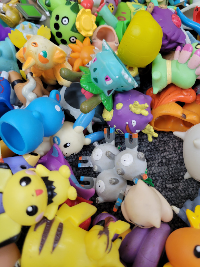 買取実績】ポケモン 指人形 大量まとめ売り ポケモンキッズ ソフビ