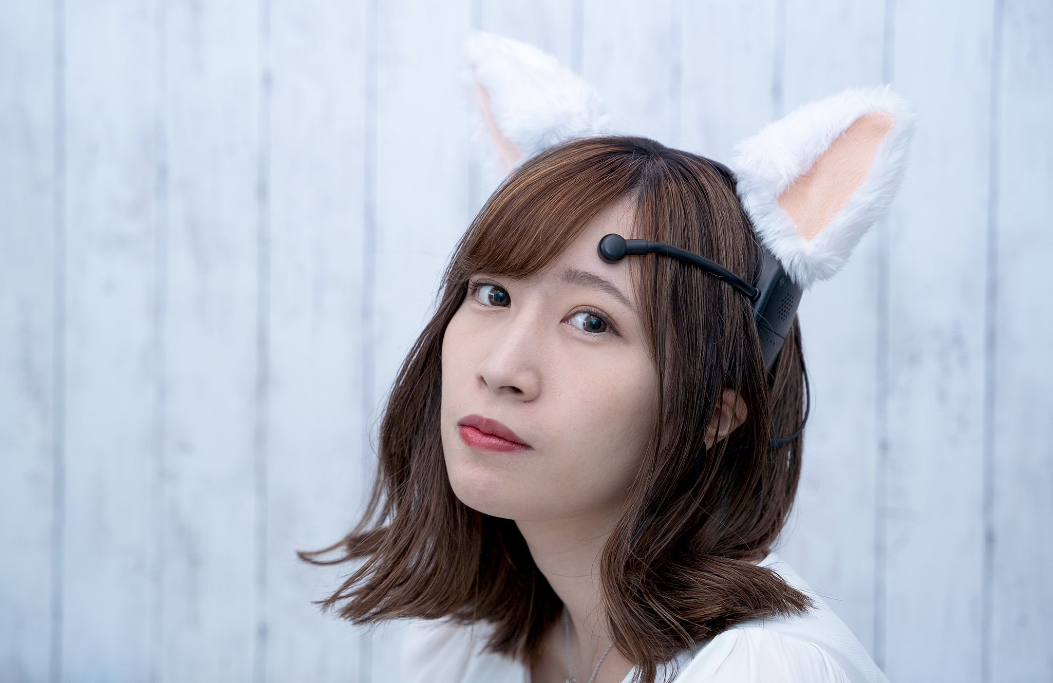 necomimi｜脳波でうごく、ネコのミミ（Bio Search） – ユカイ工学