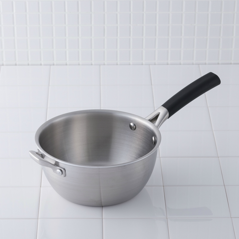 o.e.c. 片手鍋 18cm (ふた付): キッチン用品｜貝印公式オンラインストア