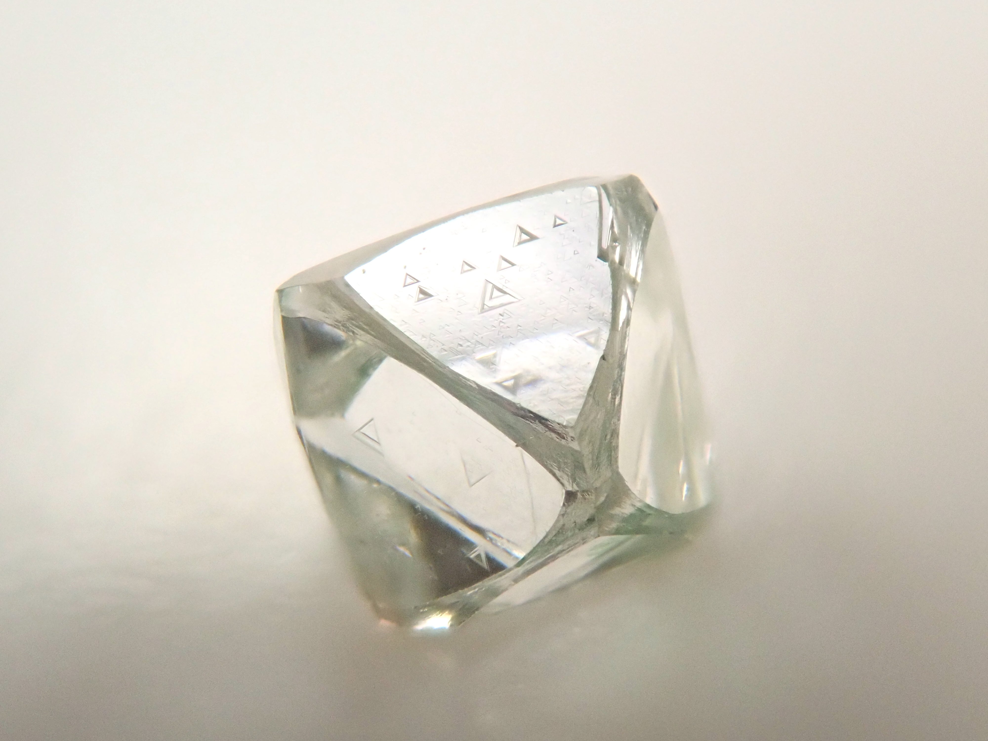 ダイヤモンド原石（ソーヤブル） - 通販｜宝石鑑定士が運営【カラッツ