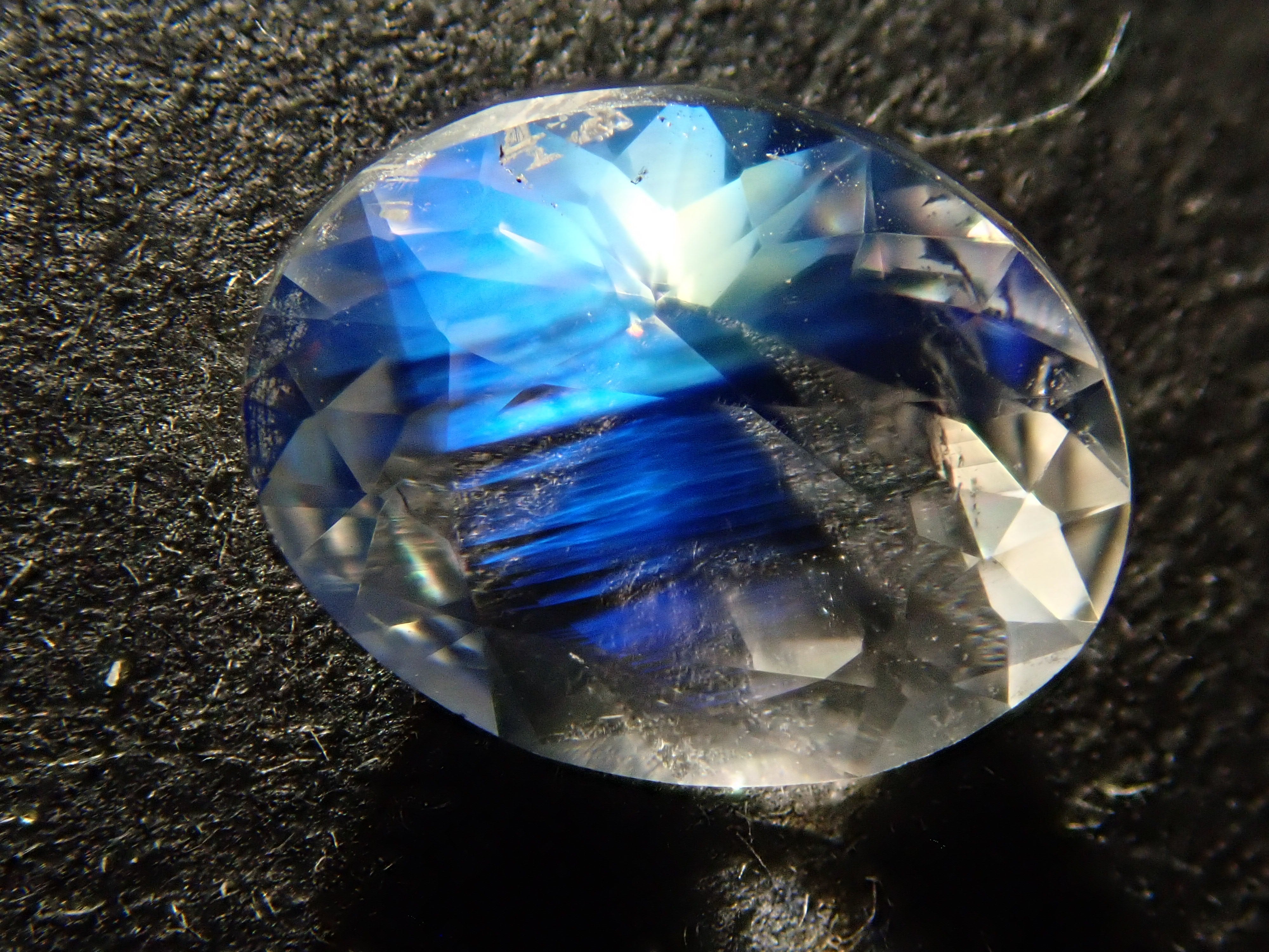 レインボームーンストーン - 通販｜宝石鑑定士が運営【カラッツSTORE】