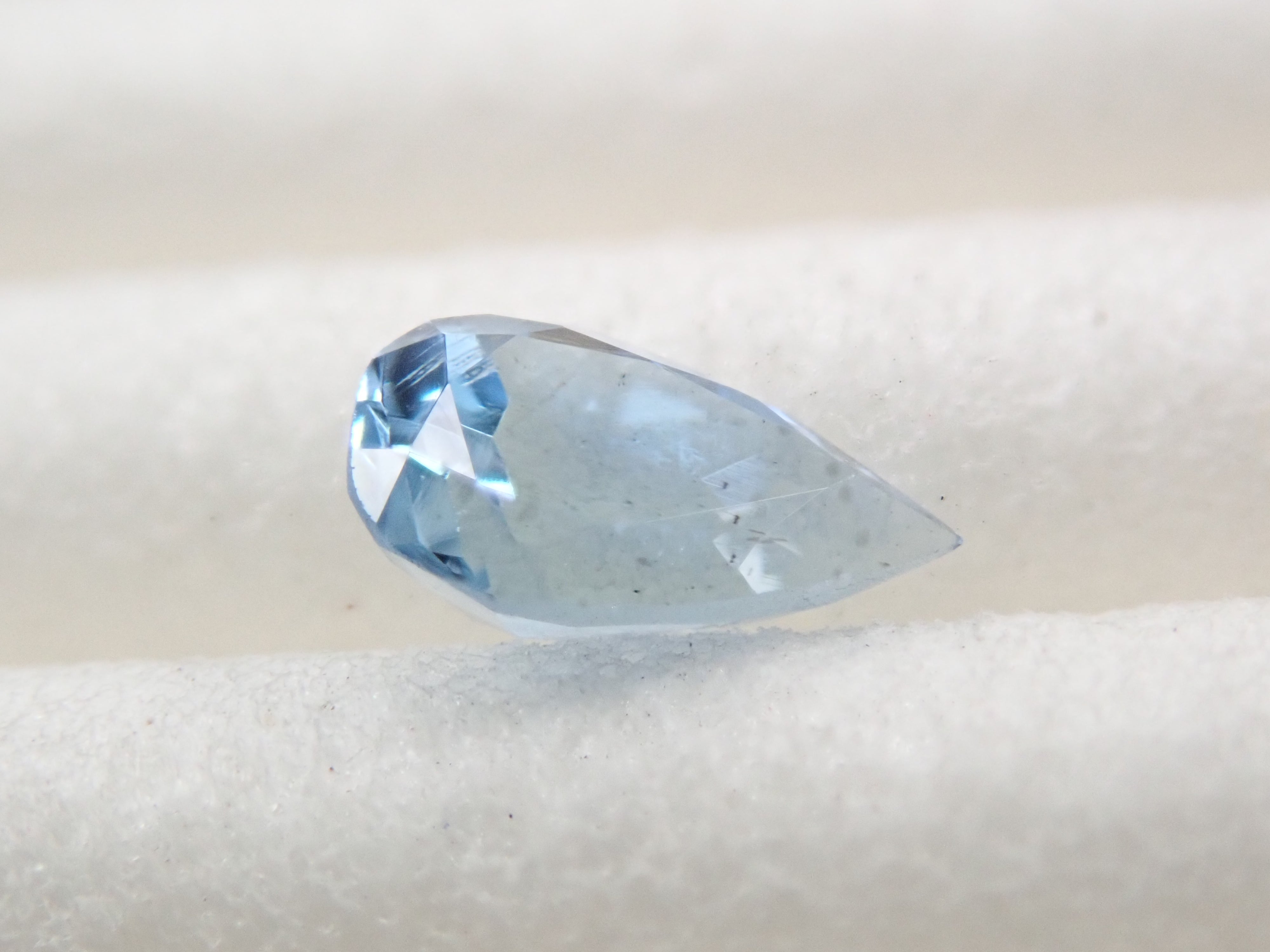 サンタマリアアクアマリン 0.189ctルース