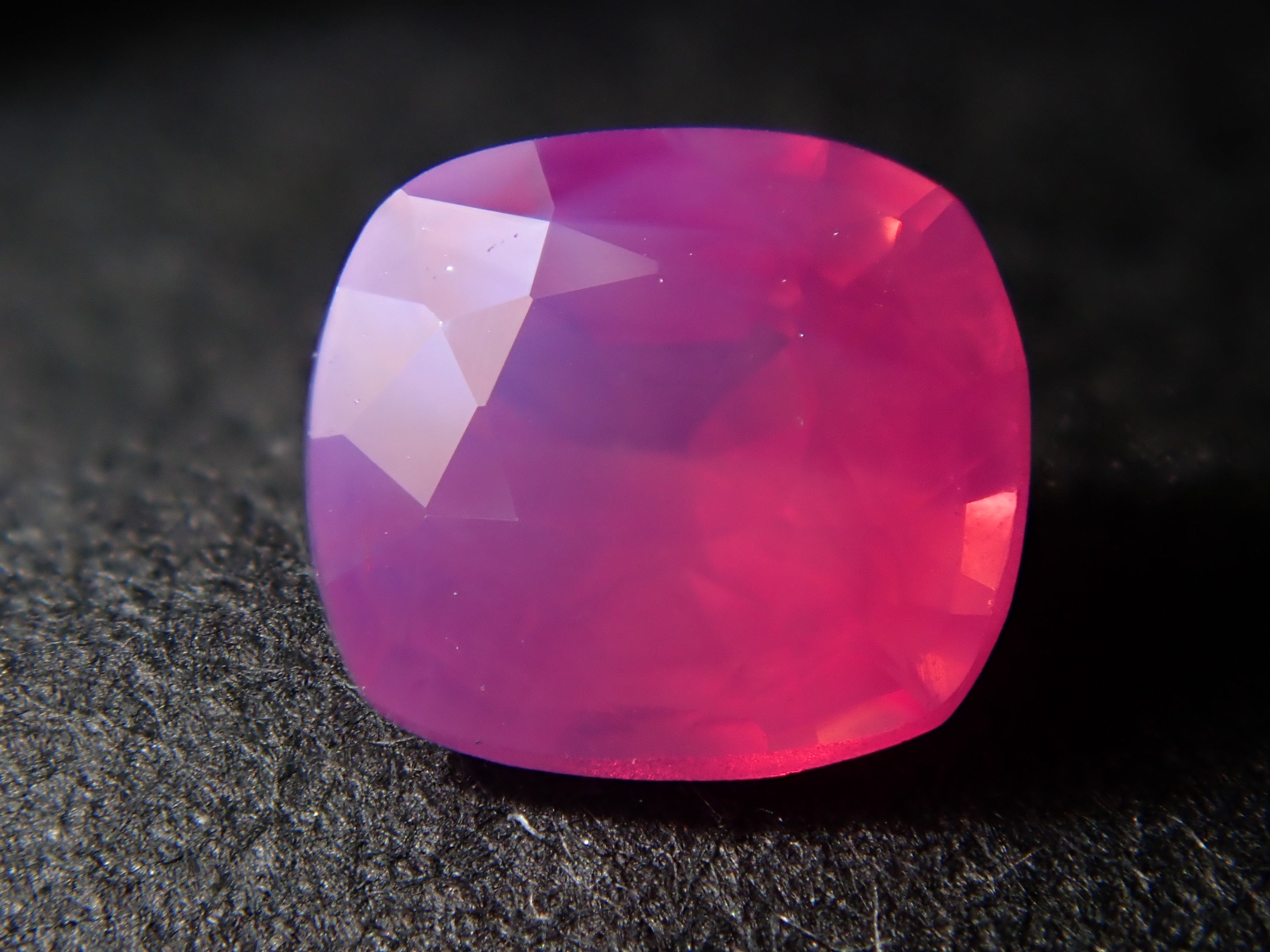 Vietnam unheated silky pink sapphire 0.421ct loose stone