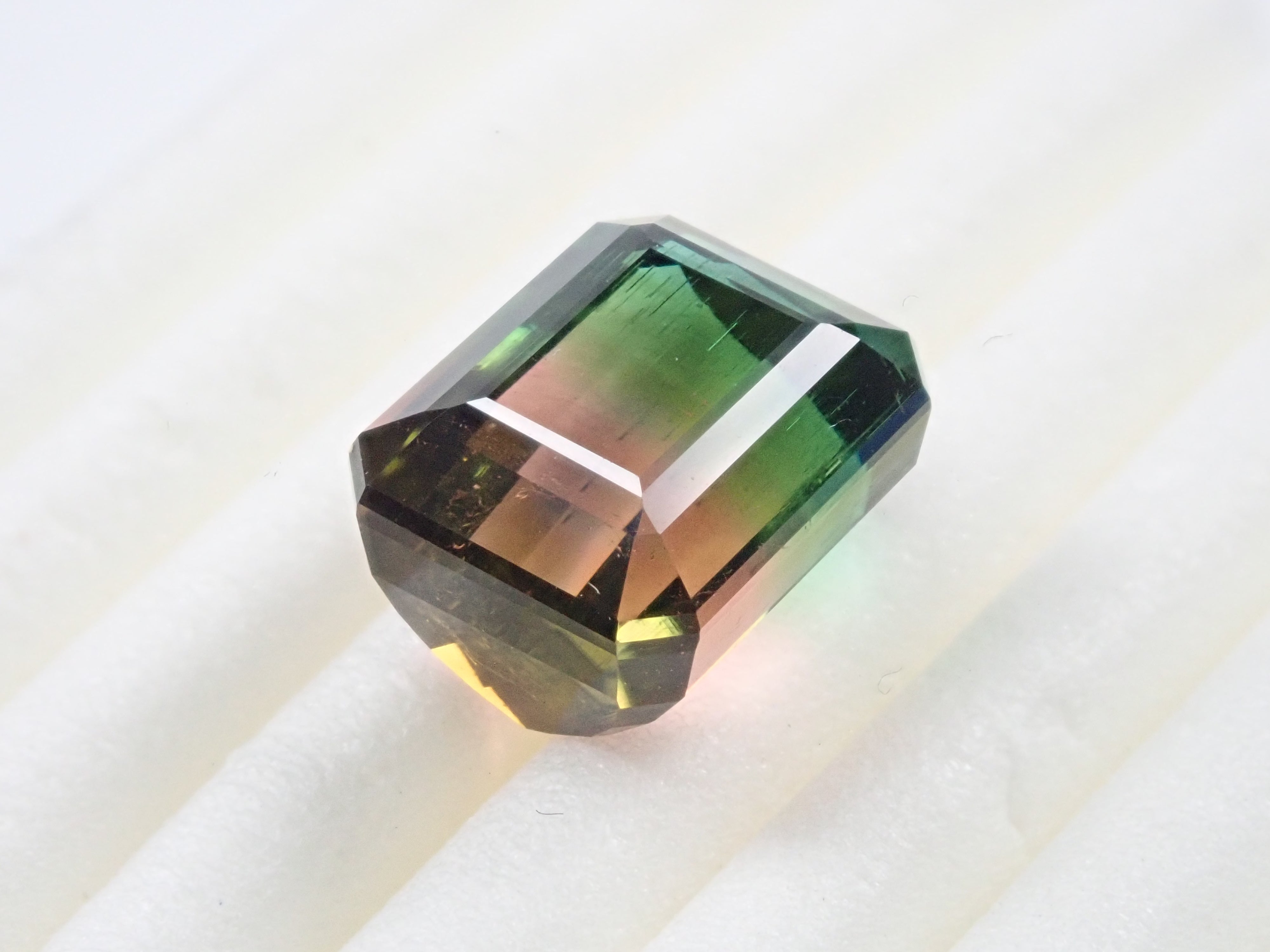 バイカラートルマリン 5.401ctルース