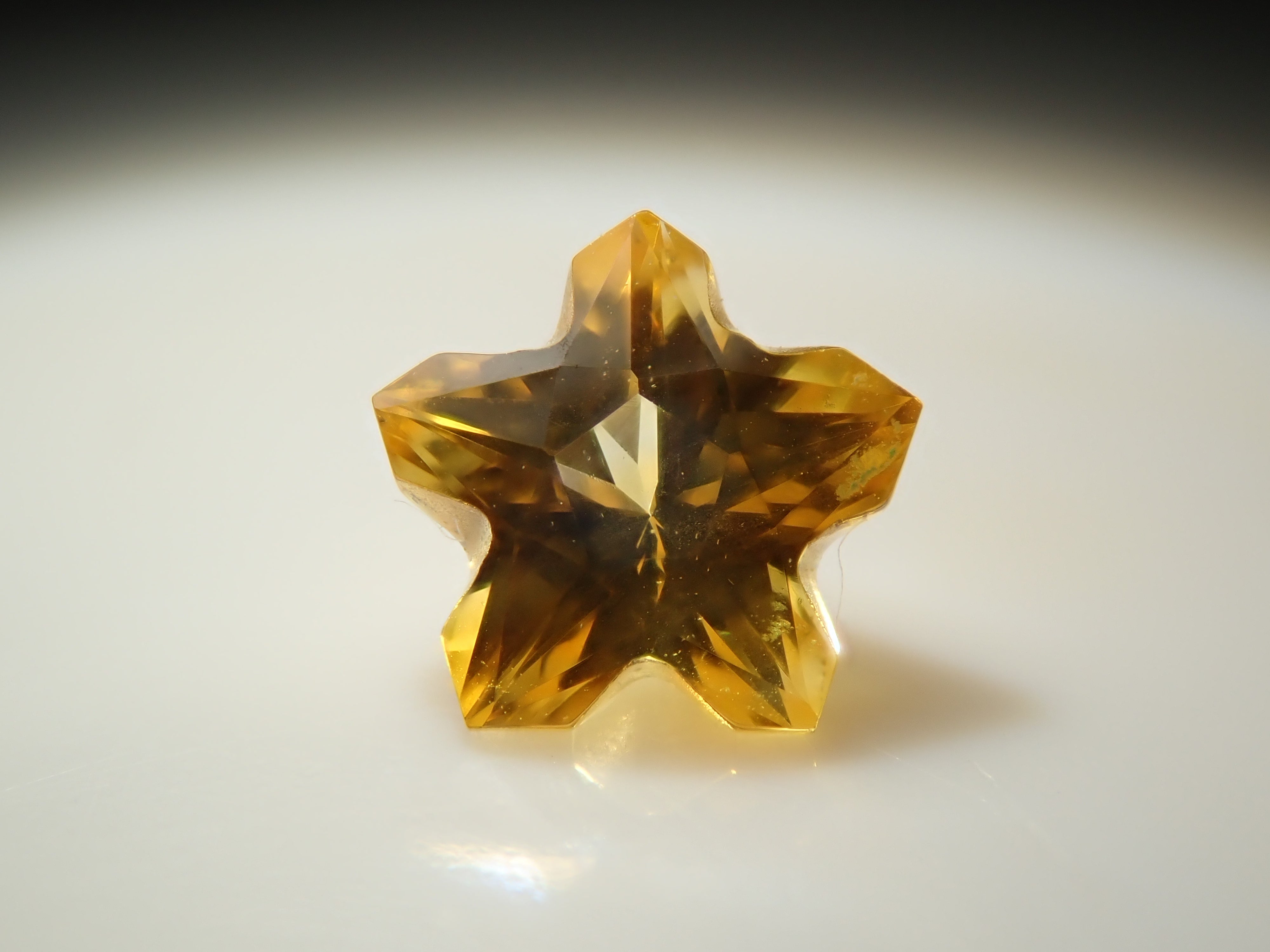 イエローサファイア 0.209ctルース