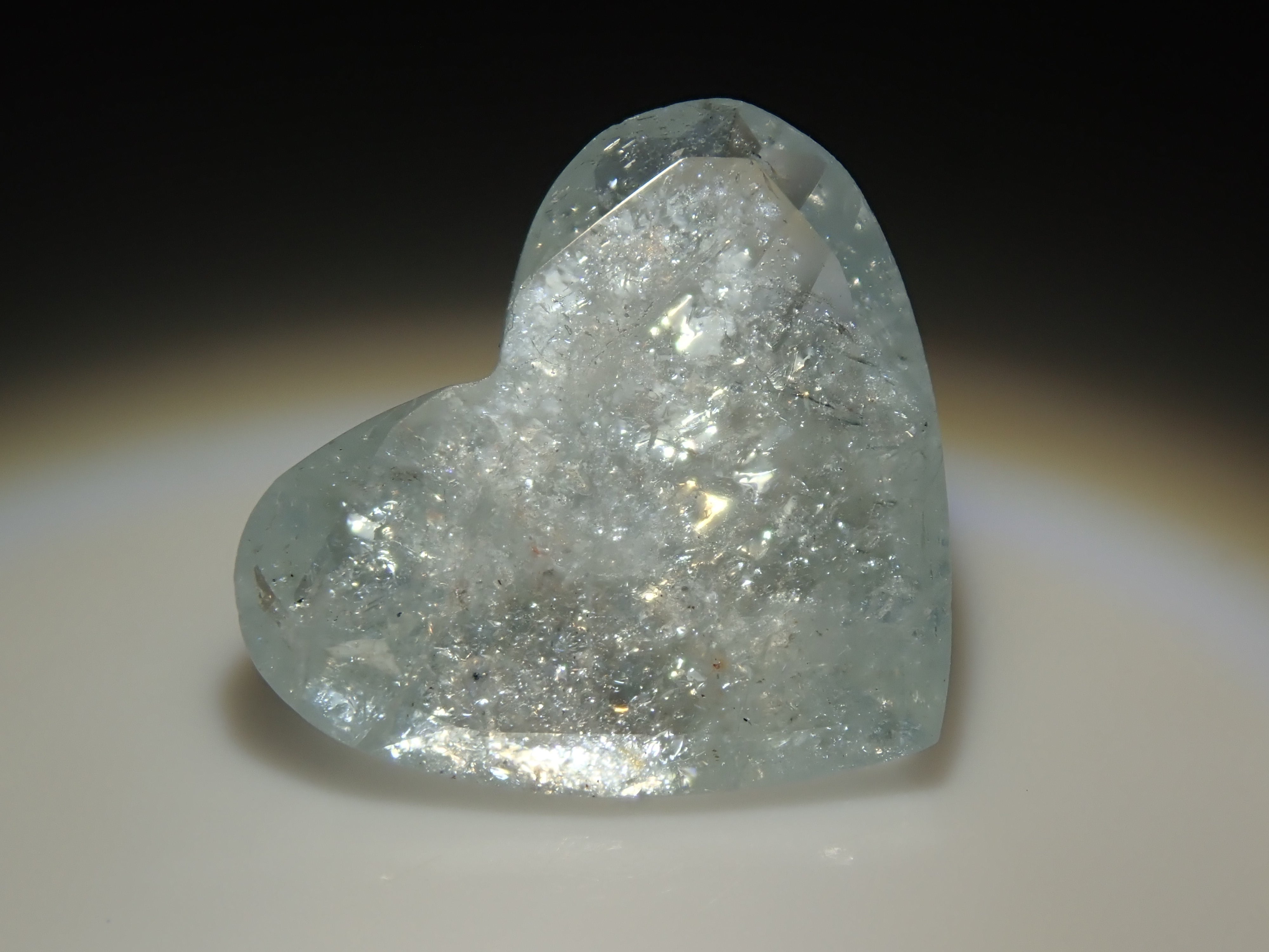 レインボーアクアマリンの宝石- 通販｜宝石鑑定士が運営【カラッツSTORE】