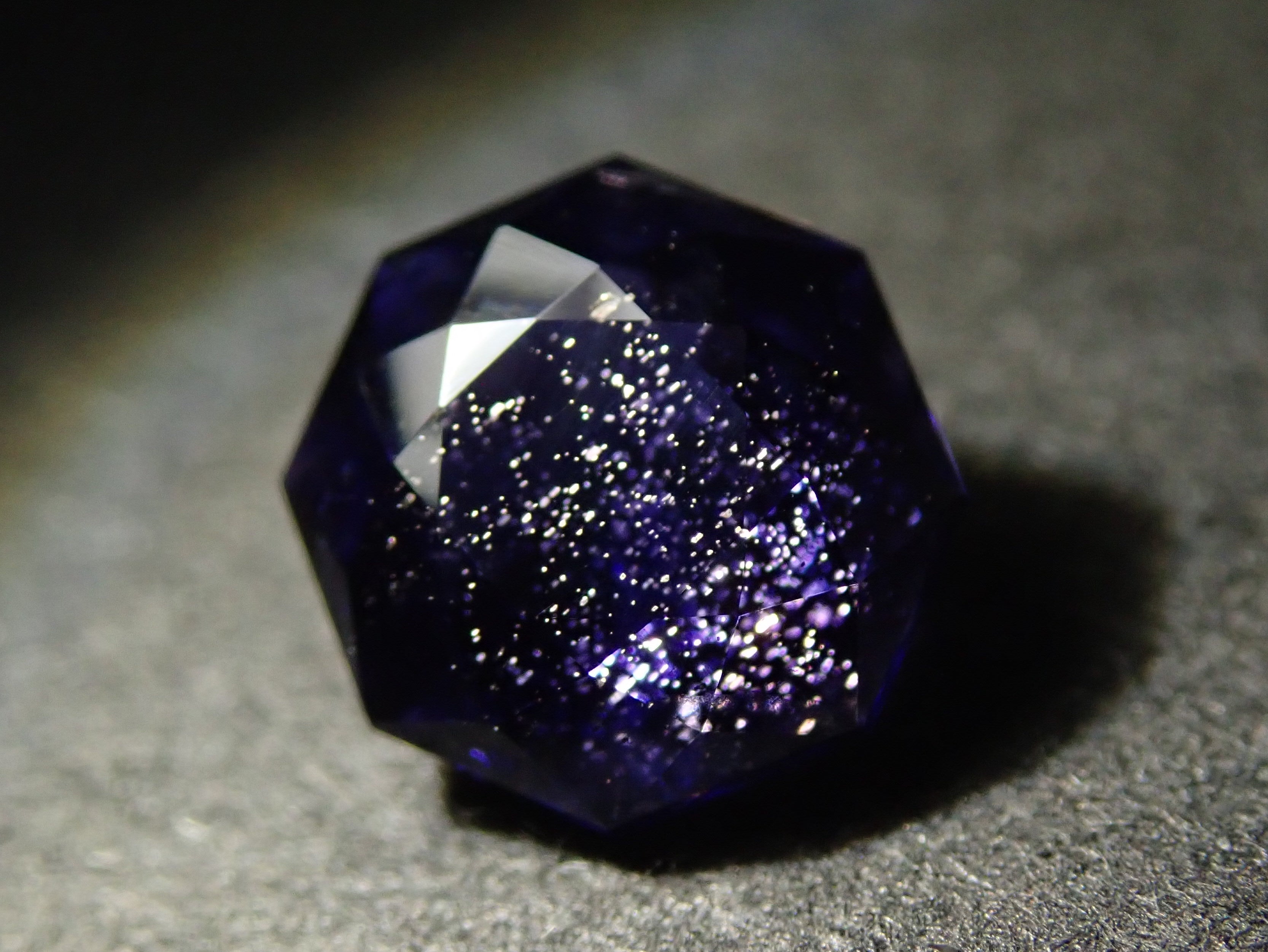 アイオライトサンストーン - 通販｜宝石鑑定士が運営【カラッツSTORE】