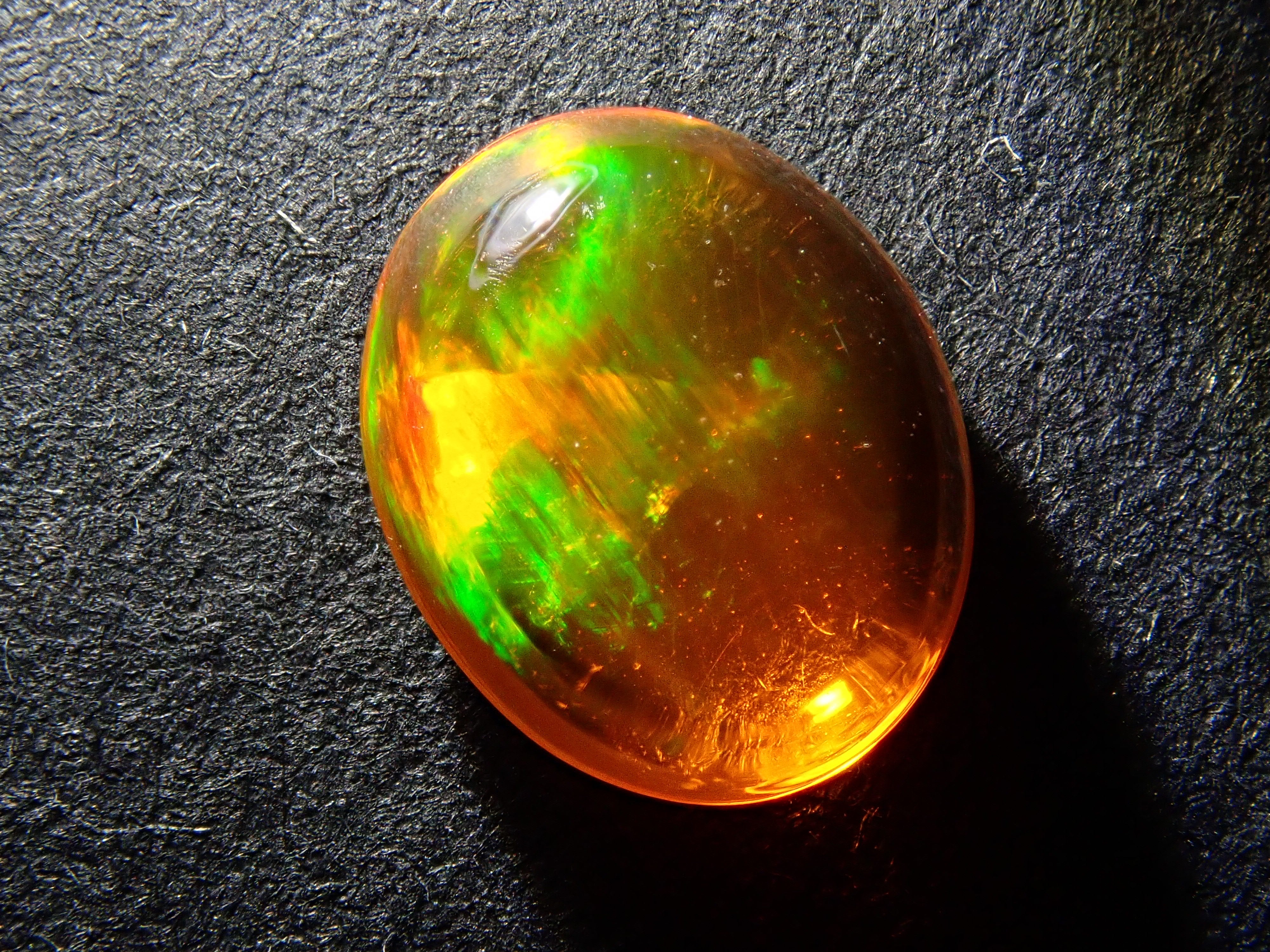 メキシコ産ファイアオパール 0.921ctルース