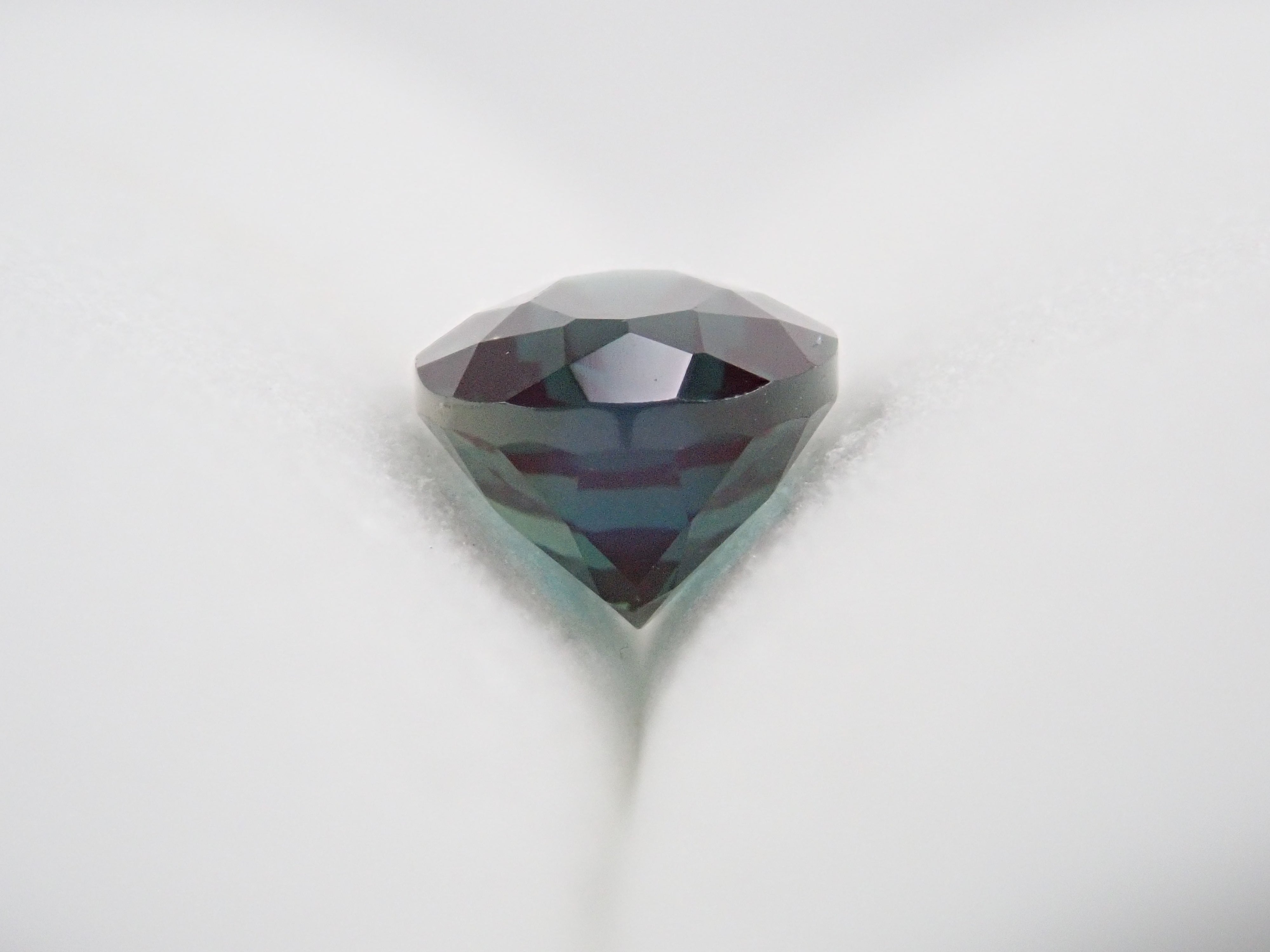 モンゴル産カラーチェンジアンデシン 0.794ctルース