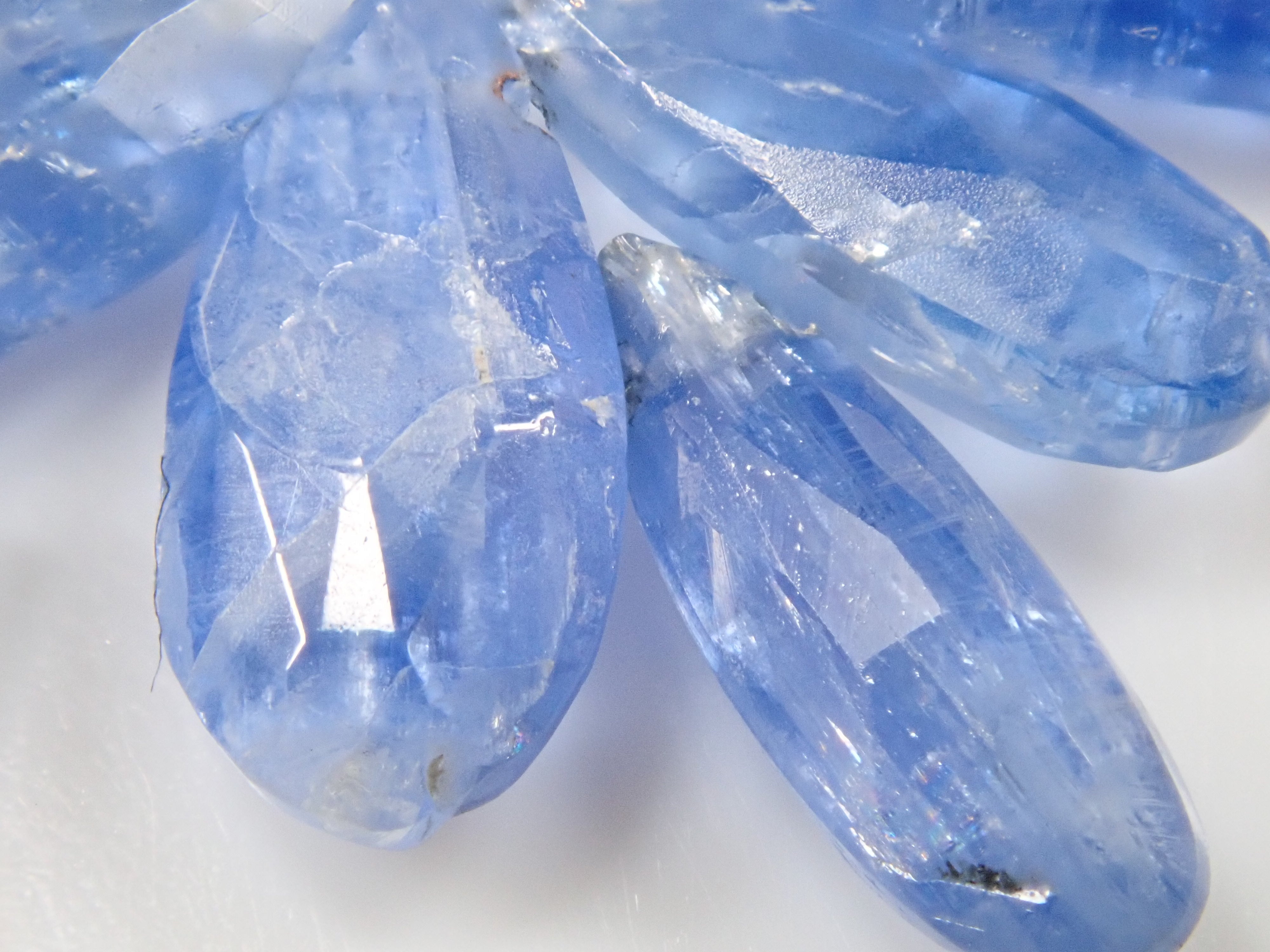 カイヤナイト 原石・ルース2石セット《複数購入割引有》