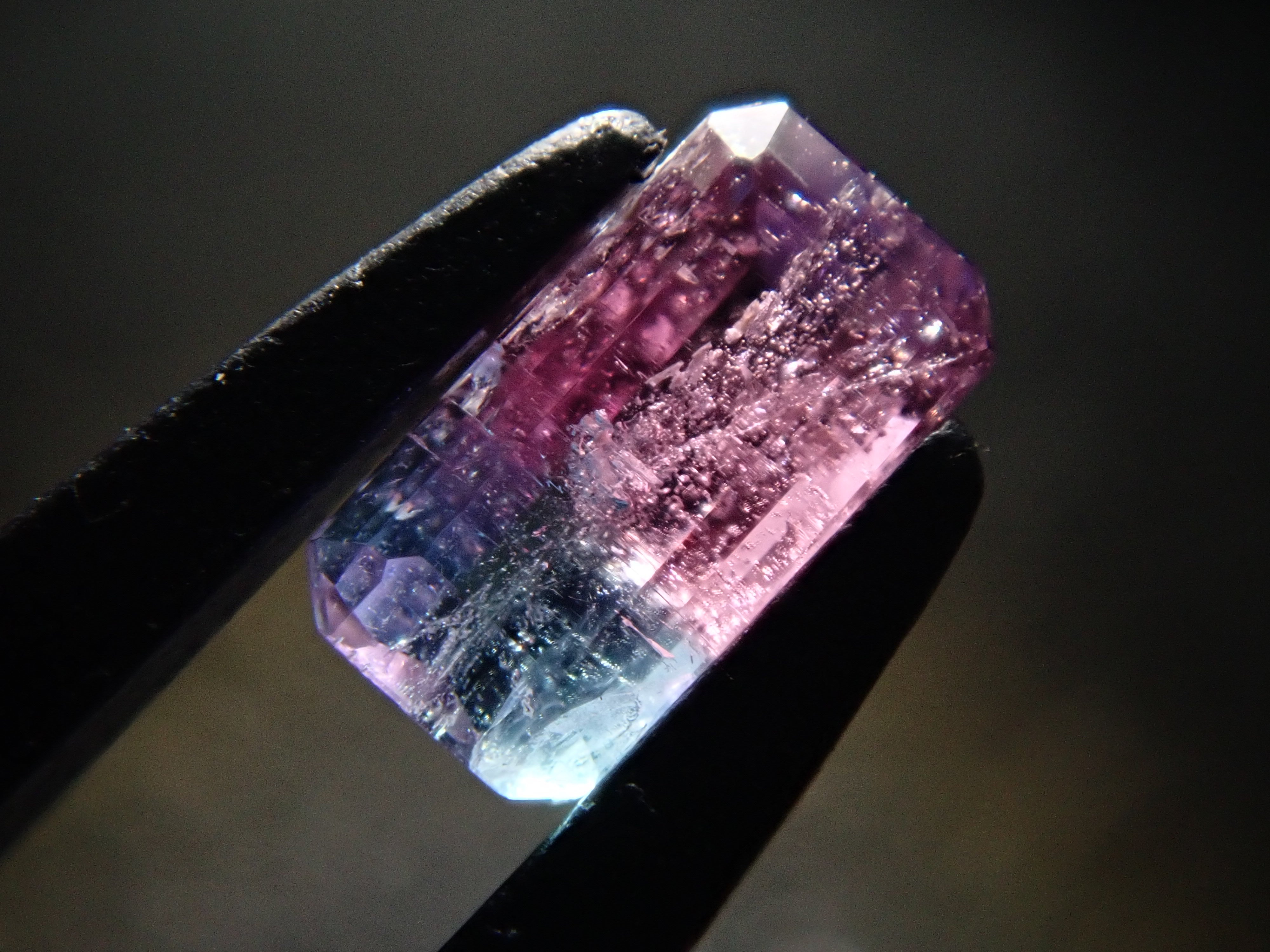 非加熱ブラジル産バイカラーパライバトルマリン 0.09ctルース GIA付