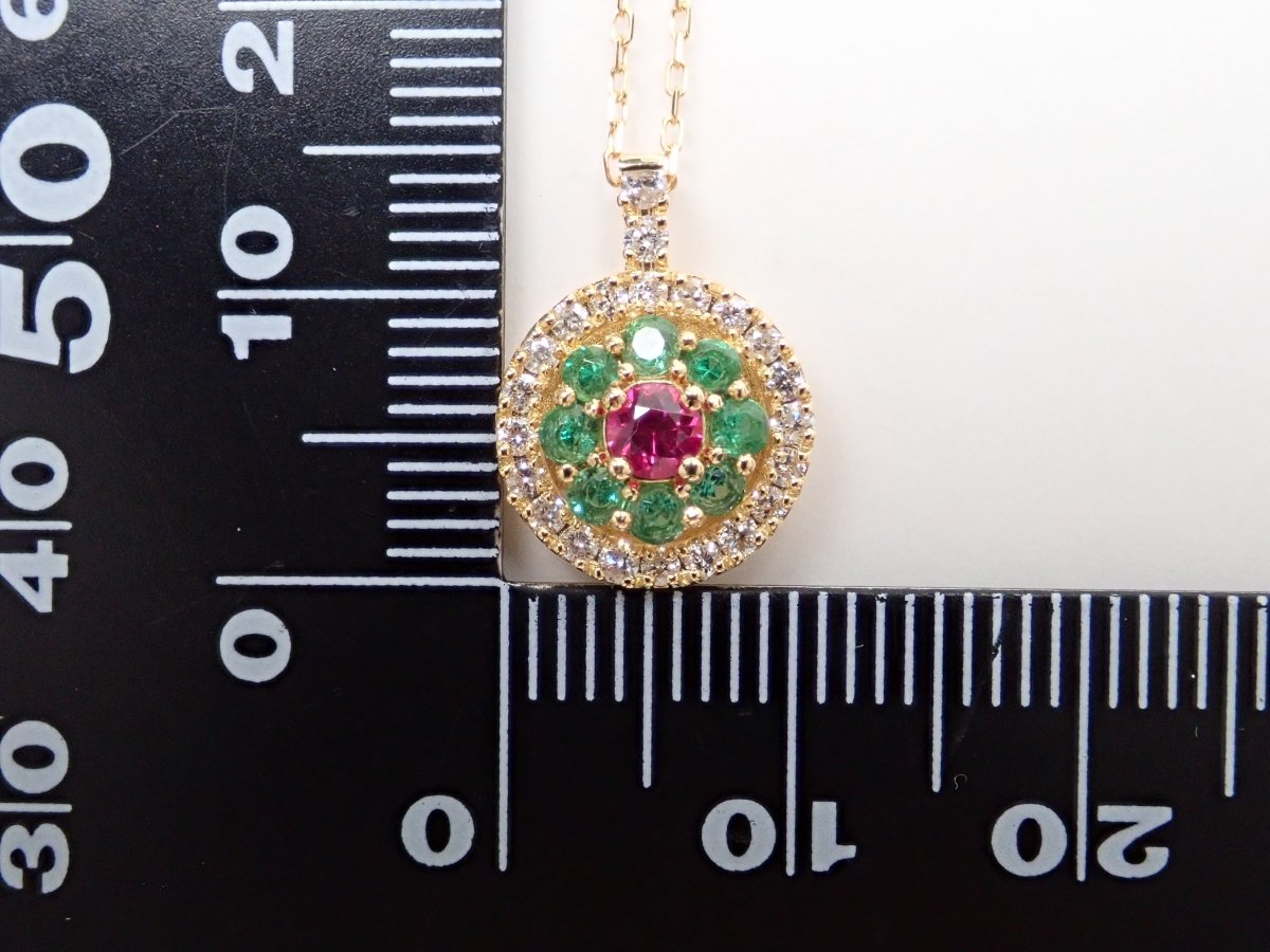 K18ルビー0.12ct・エメラルド・ダイヤモンドペンダント（ネックレス）