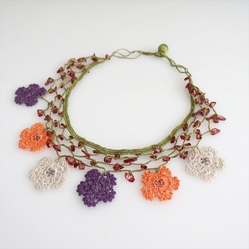 キリムスタイル / トルコのレース「オヤ」ネックレスかぎ針編みの