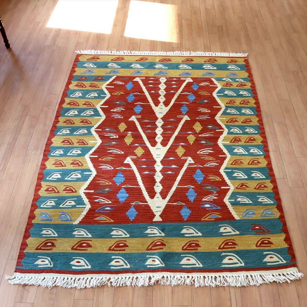 キリムスタイル / トルコの手織りキリム ウシャク170×117cm 生命の樹