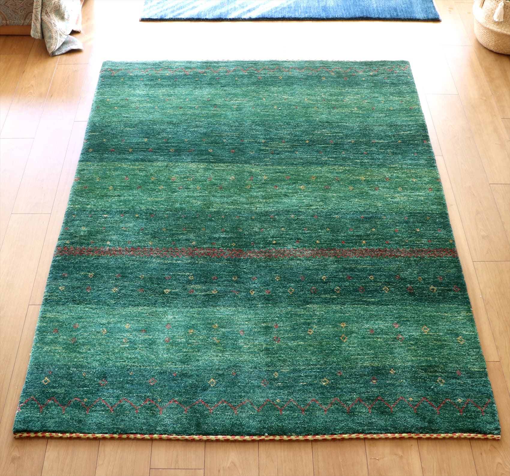 キリムスタイル / ギャッベ/バナフシェ・カシュカイ族の手織りラグ176