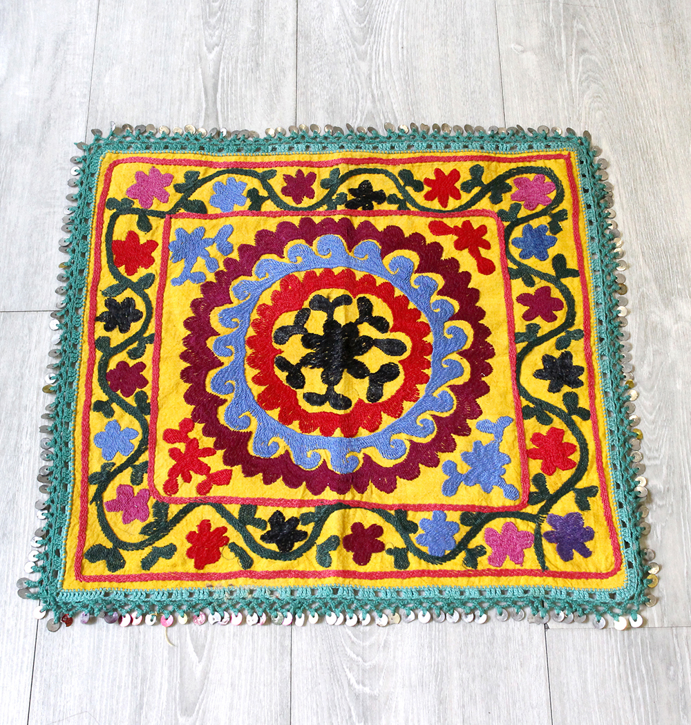 キリムスタイル / オールドスザンニ(スザニ)・ウズベキスタンの刺繍布