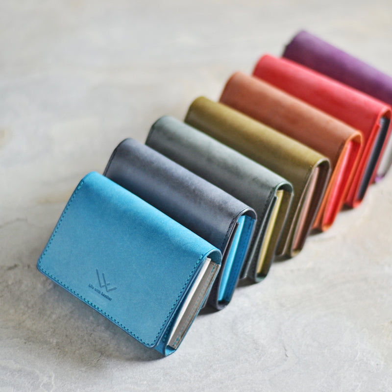 カードポケットいっぱい！大容量名刺入れ・カードケース｜牛ヌメ革製