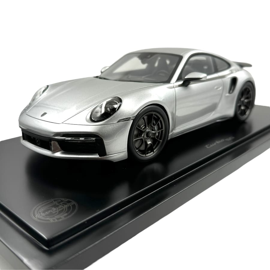 Modellino Auto Porsche Dealer 1/18 Porsche 911 992 Turbo 50th