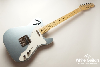 Fender Made in Japan Limited F-Hole Telecaster Thinline | White