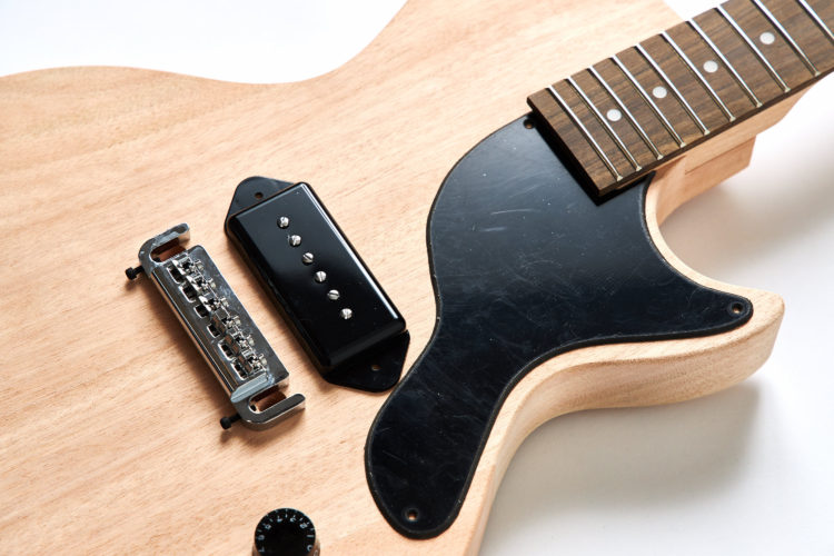 ダブルカッタウェイ】レスポールジュニアタイプ マホガニー ボルトオン