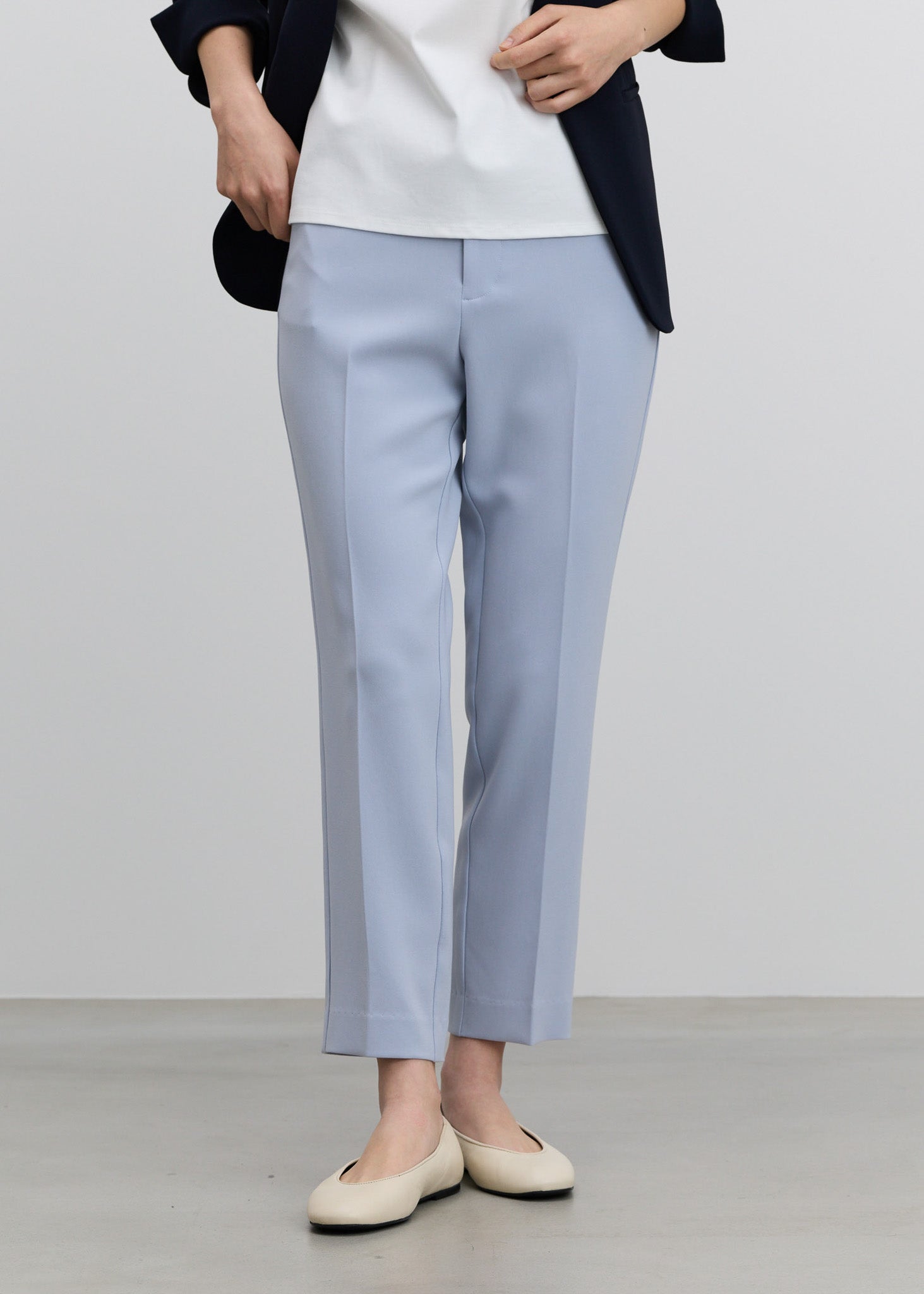 センタープレスパンツ - SOÉJU online store｜上質な大人の女性のため