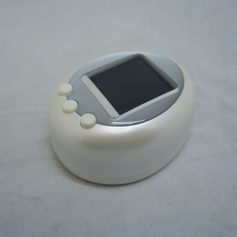 たまごっち プラス カラー ホワイト BANDAI バンダイ おもちゃ・玩具