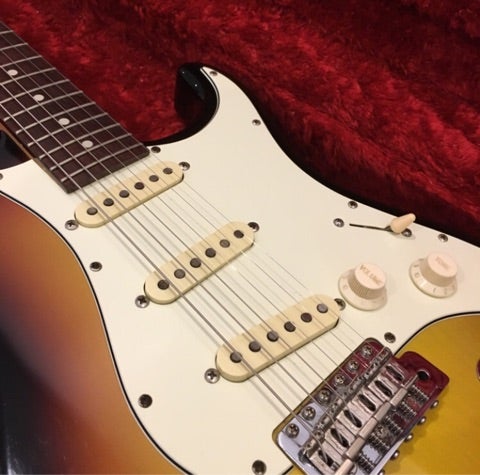 MOMOSEギターの魅力 | ミニマリストの音楽帳