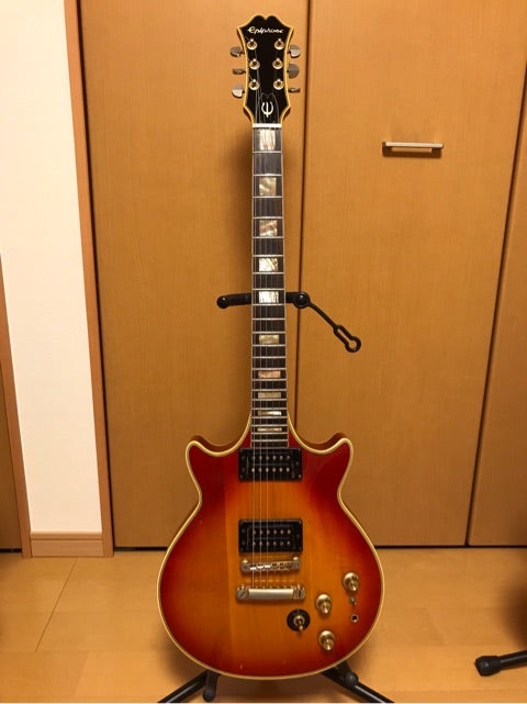 79エピフォン・ジェネシスで「ストレンジ・ブルー」 | マナ男のﾌﾞﾛｸﾞ