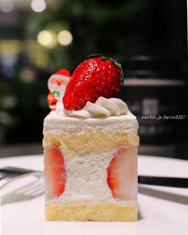 トシ ヨロイズカで限定の苺のショートケーキ＠京橋エドグラン | Karin