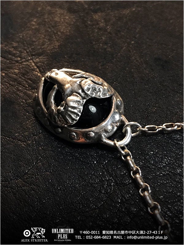 アレックスストリーター ゴートヘッドネックレス ウィズ オニキス