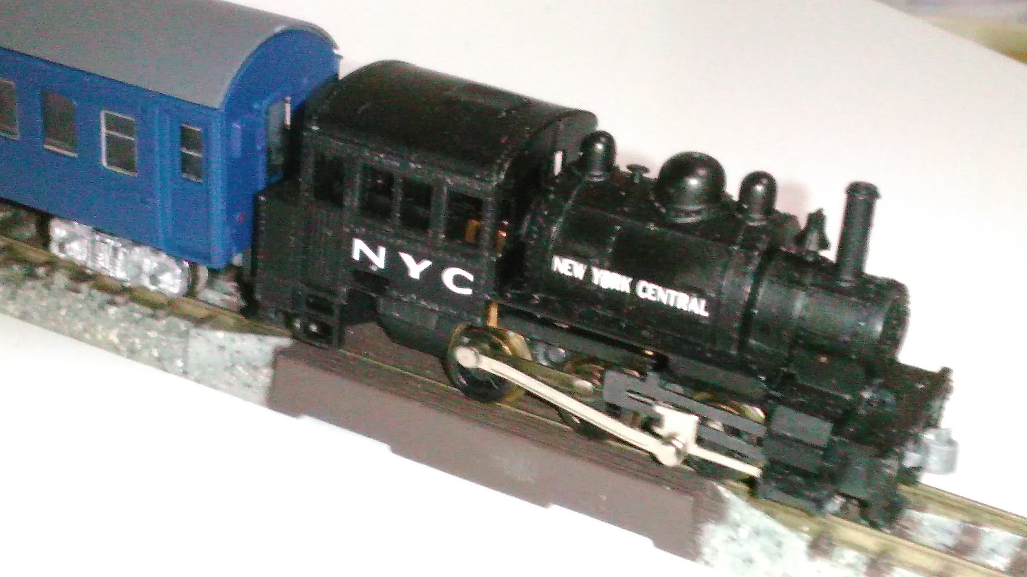 057 0-6-0 サドルタンク NEW YORK CENTRAL 蒸気機関車と10系寝台客車