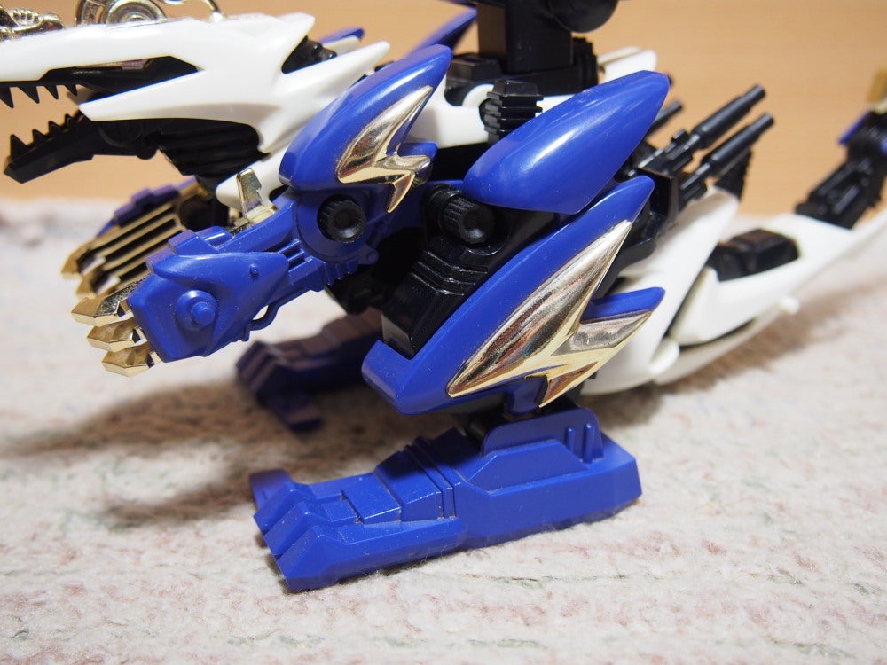 ゾイドその107 ゴッドカイザー | tanishi a.k.a. 田螺のブログ