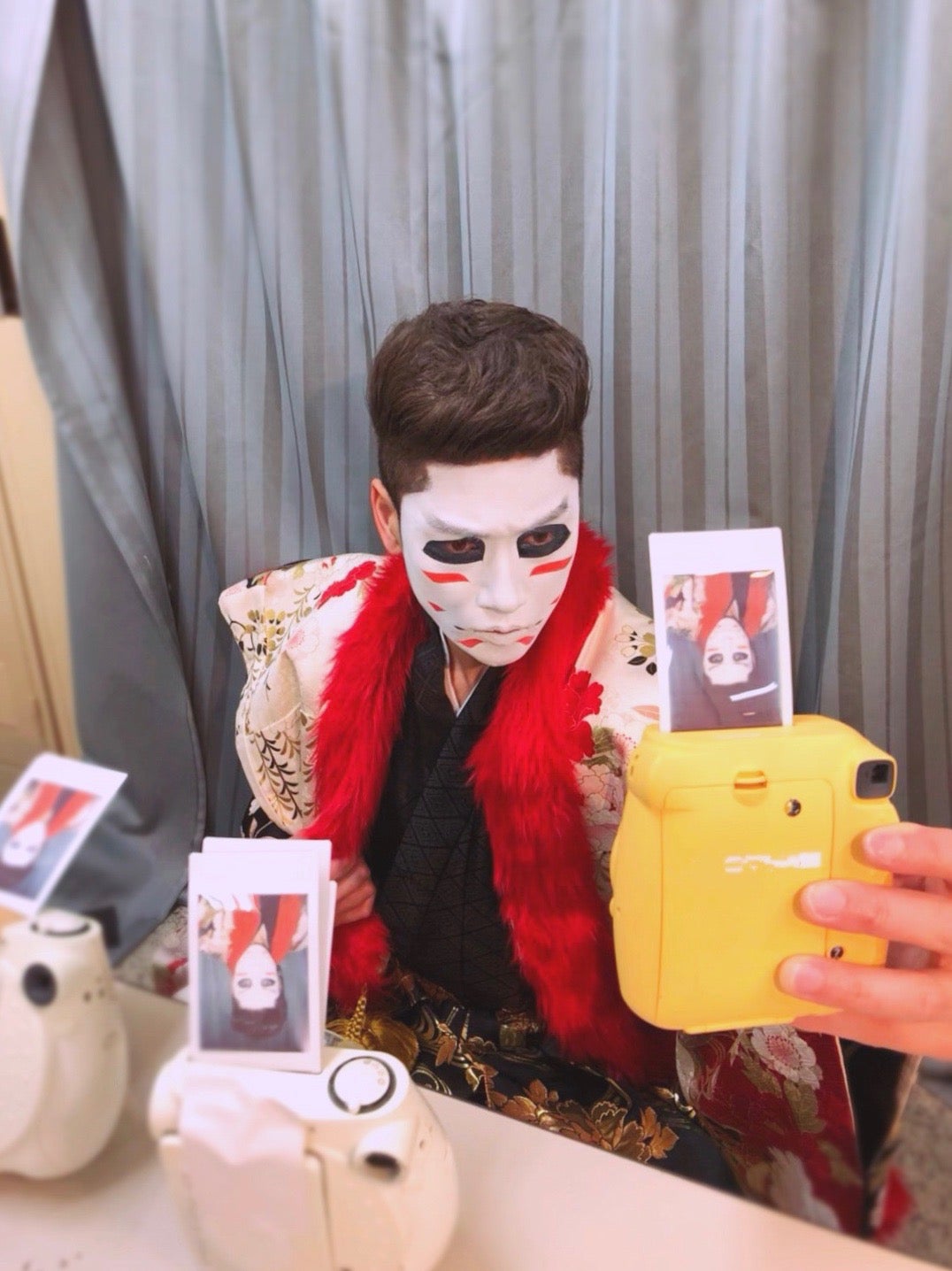 チェキ | ゴールデンボンバー 樽美酒研二オフィシャルブログ「オバマ